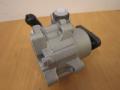 ohjaustehostin pumppu  Audi A4 (8E) TDi