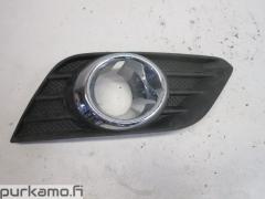 Kuva 1: sleikk oikea sumuvalolle, Opel Mokka (J13) 1.7 CDTi