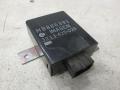 rele nelivedon merkkivalot MB886391 / 3213-425-020 Mitsubishi Pajero pitkä 3,5V6  -98 