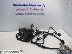 Kuva 1: sulakerasia moottoritilasta, Opel Corsa D 1.2i 16V 5 HB