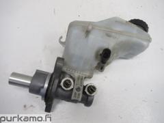 Kuva 1: jarrupsylinteri, Opel Corsa D 1.2i 16V 5 HB