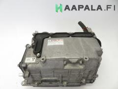 Kuva 1: inverter assy W converter, Toyota Auris 1.8i Hybrid Farm