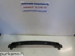 Kuva 1: takapuskuripalkki, Mazda 6 (GY) 2.0i 16V Farm