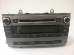 Kuva 1: radio cd dvd, Toyota Avensis 2.0 D-4D