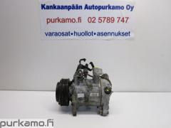 Kuva 1: ilmastoinnin kompressori, BMW F10 520dA Sed