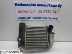 Kuva 1: vlijhdytin interc. jhdytin oikea, Audi A6 (4F) 3.0 TDi 4X4 Farm