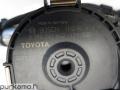 Kuva 2: tuulilasin pyyhkimen moottori, Toyota Avensis (T27) 1.6i Valvematic Sed