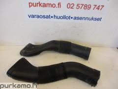 Kuva 1: ruisku imuputket vas+oikea, Mercedes-Benz E 211 E500 4-Matic Sed