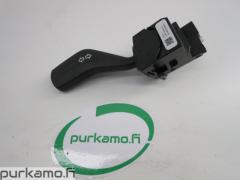 Kuva 1: monitoimikatkaisin vilkku valo, Ford Mondeo IV 1.6i 16V Farm