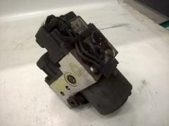 Kuva 1: abs hydraulikoneisto, Renault MganeC 1.9DTI sedan -98