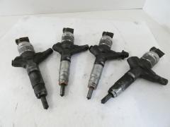 Kuva 1: polttoainesuutin diesel, Subaru Outback 2.0 D 44