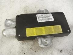 Kuva 1: air-bag oikea etuovi, BMW X5 3,0D -04