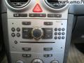 Kuva 1: radio, Opel Corsa D 1.2i 16V 3 HB