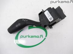 Kuva 1: monitoimikatkaisin vilkku valo, Ford Focus III 1.0i EcoBoost Farm