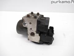 Kuva 1: abs hydraulikoneisto, Subaru Impreza II 2.0i Sed 4X4