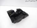 Takapn puskurin kiinnike muovi vasen  08626960 Volvo XC90 2.5T AWD 