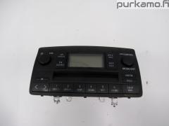 Kuva 1: radio cd, Toyota Corolla E120 1.8 VVTL-i TS 5 HB